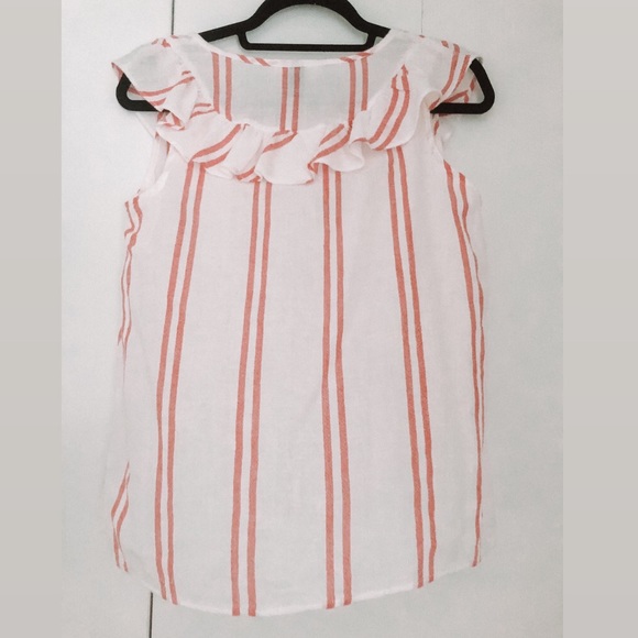 Universal Threads Target ruffle tank - Picture 2 of 3